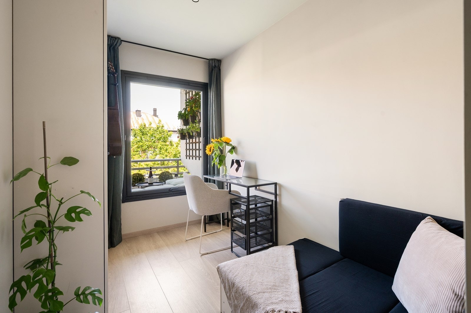 Soverom 2 er et allsidig rom som passer perfekt som barnerom, gjesterom eller hjemmekontor. Galleribilde