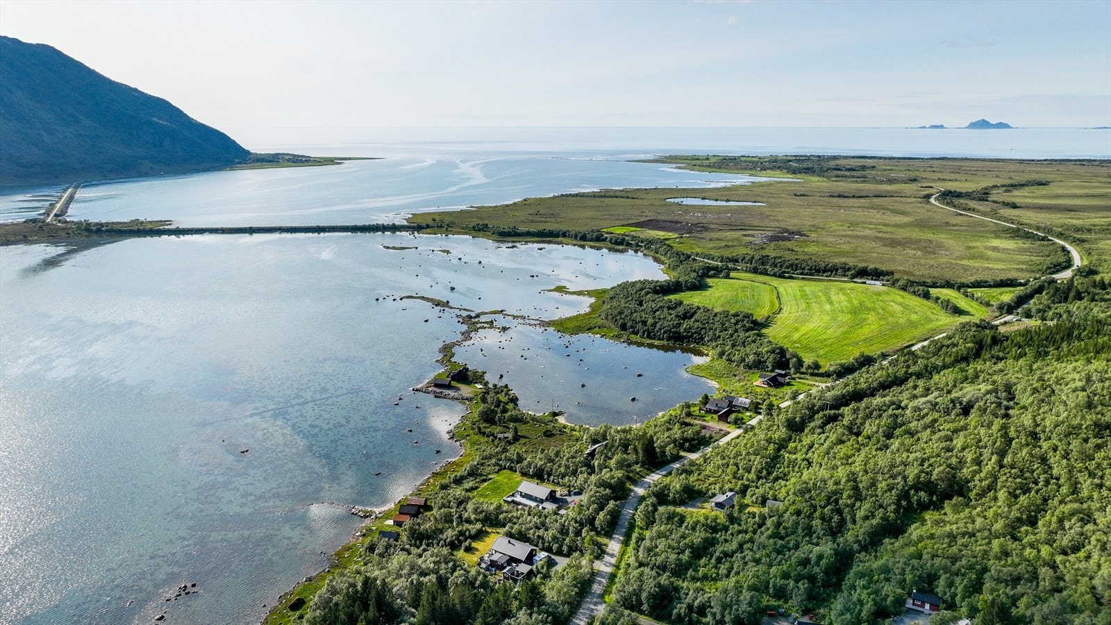 Grunnførfjorden er en populær plass for fritidseiendommer Galleribilde