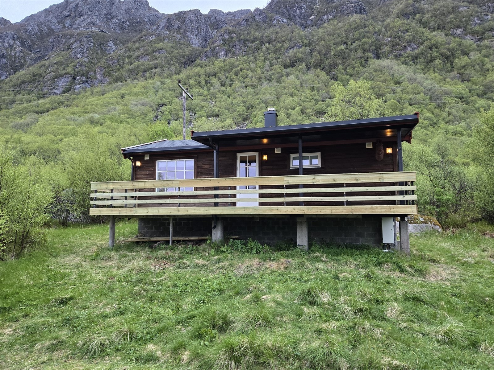 Fasade med nytt rekkverk Galleribilde