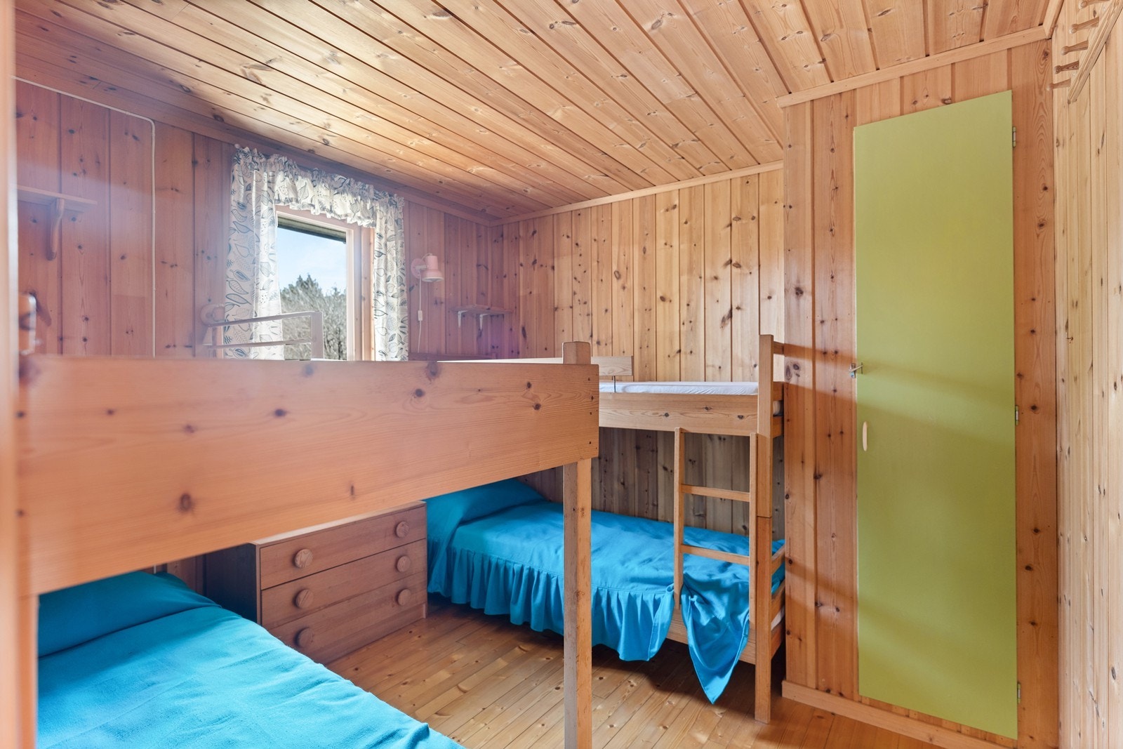 1 av i alt 5 soverom. Galleribilde