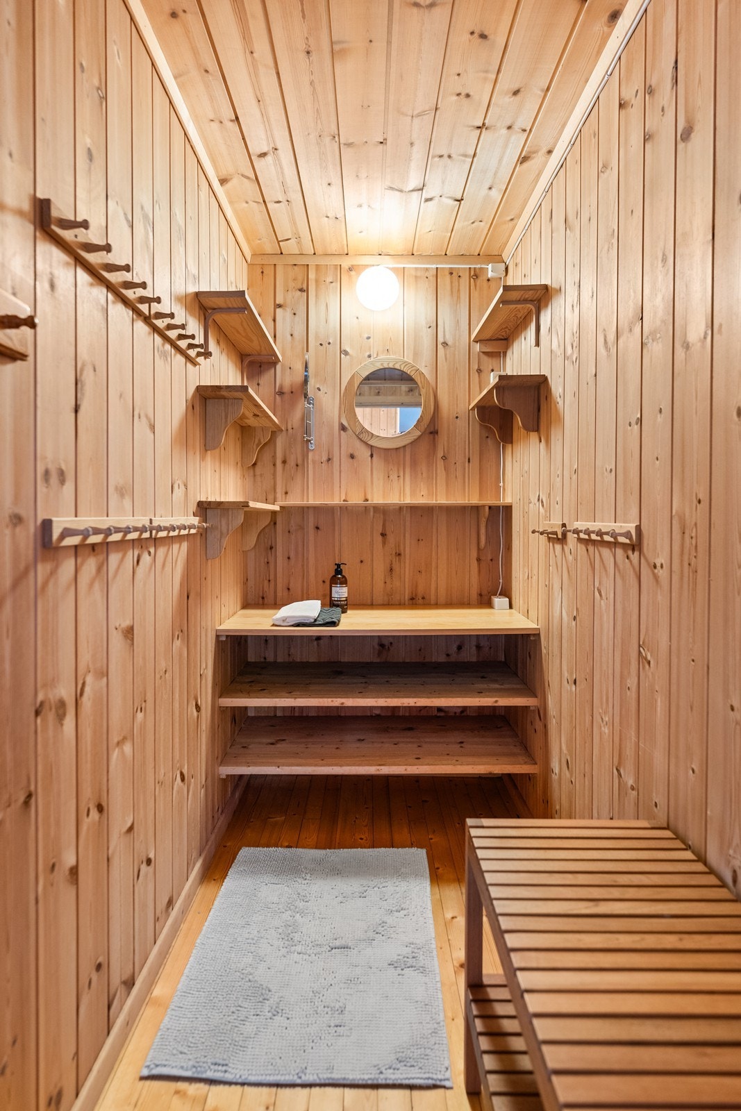 Vaskerom/Stellerom. Galleribilde