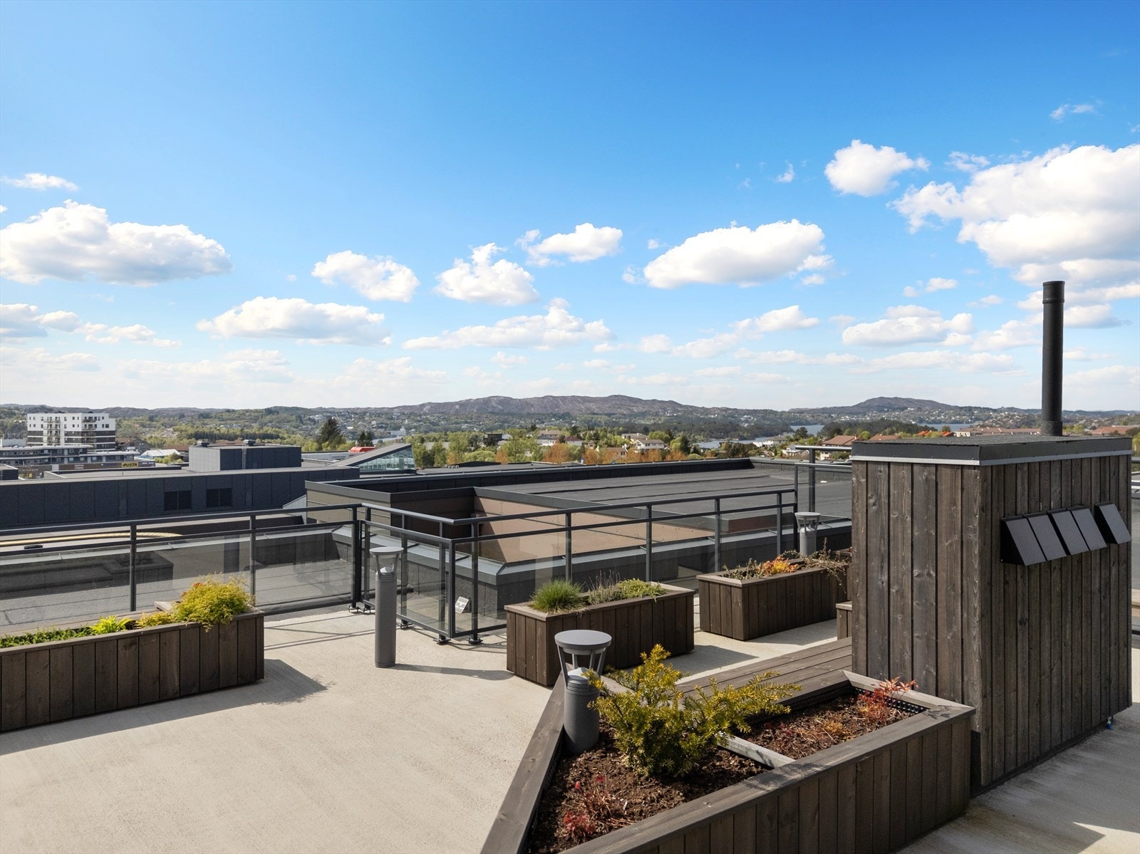 Det er felles takterrasse til bruk for beboere på Solsio Galleribilde