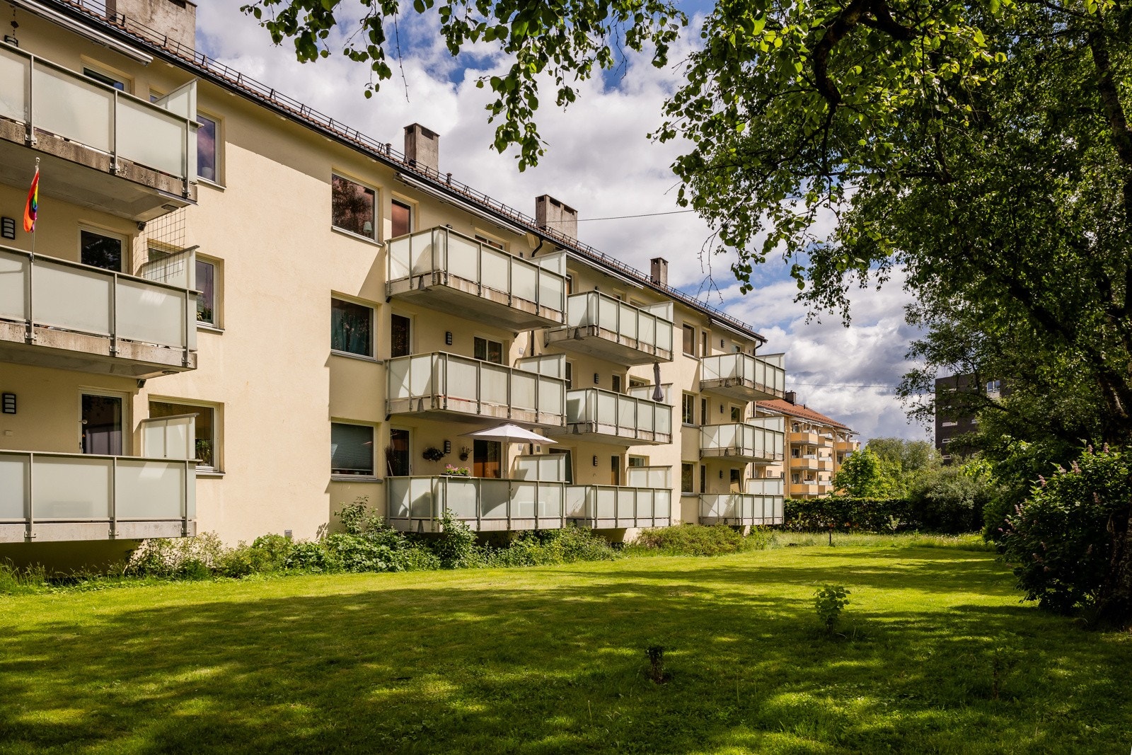 Boligen ligger fint til i 2.etasje Galleribilde