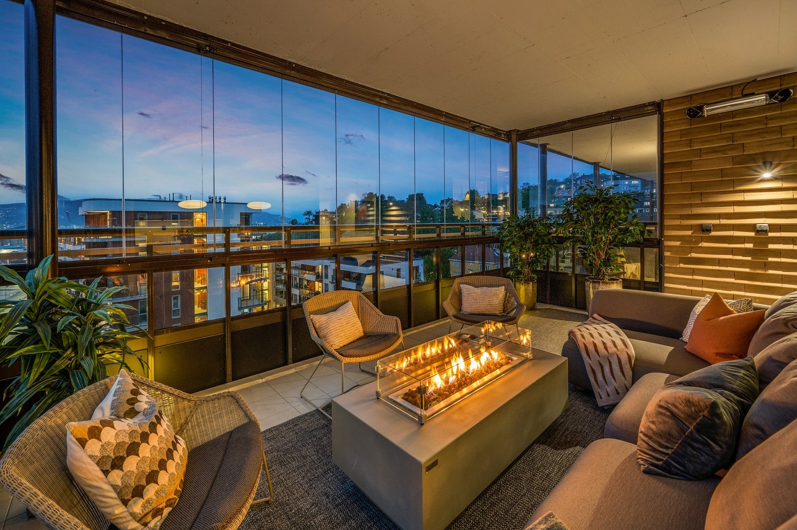 Her kan man nyte sene kvelder i all slags vær. Galleribilde