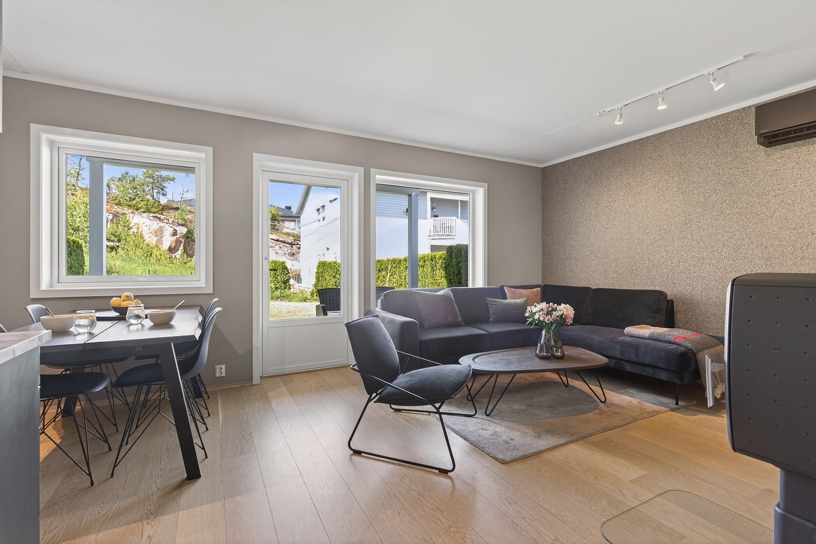 Dette er en velholdt leilighet med et moderne uttrykk Galleribilde