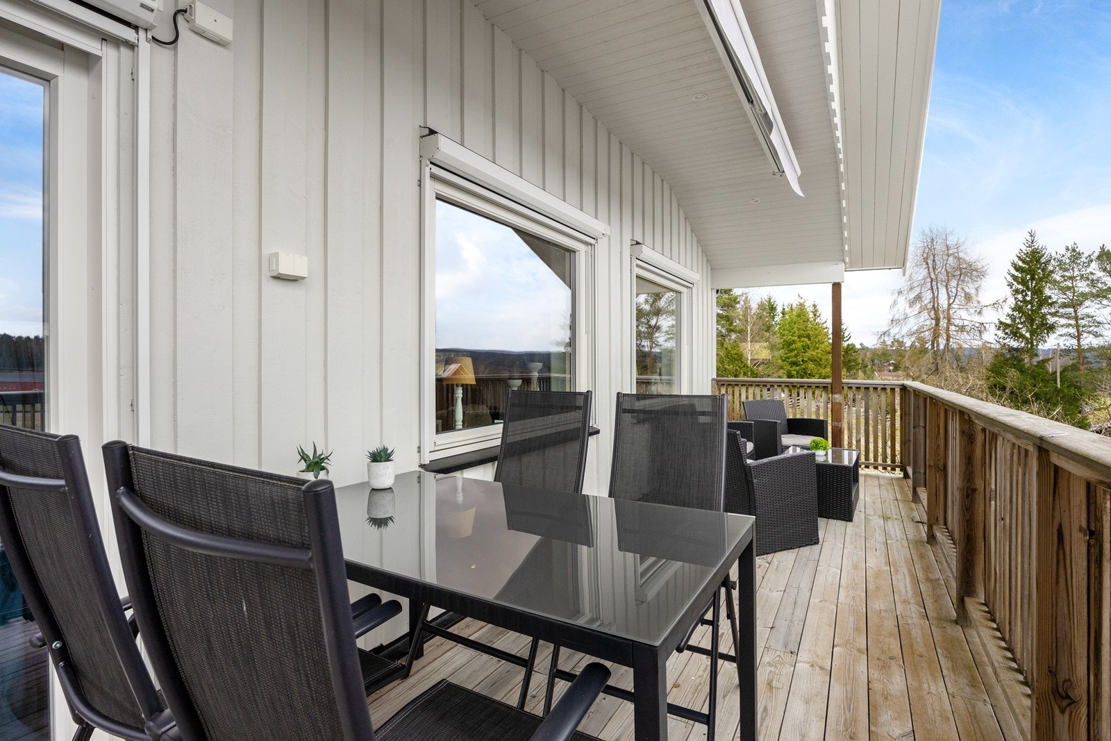 Det er god plass til utemøbler. Galleribilde