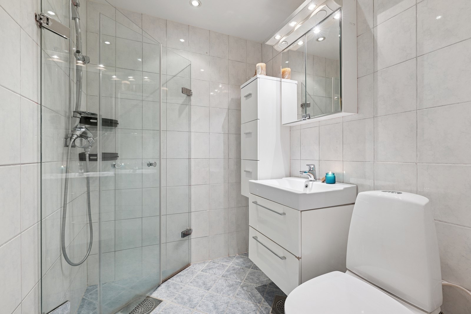 Badet ble totalrenovert som en del av borettslagets modernisering i perioden 2007-2009. Galleribilde