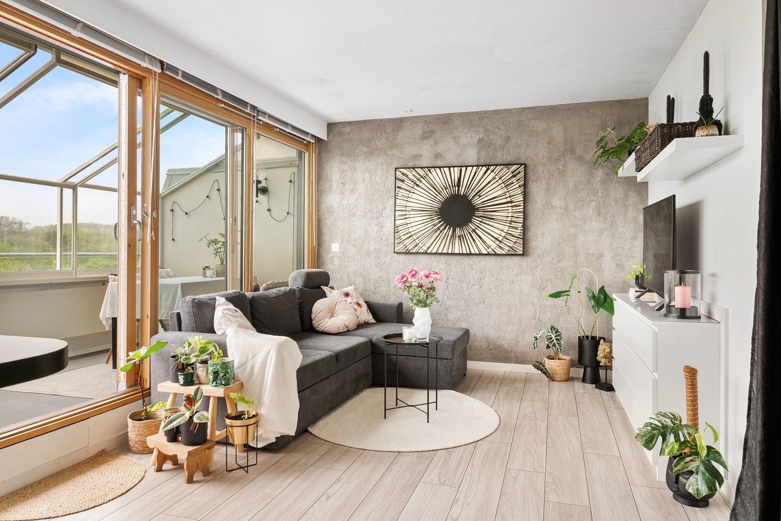 Velkommen til Digranesveien 21, og denne flotte studioleiligheten med sentral og attraktiv beliggenhet i populære Rosenli. Galleribilde