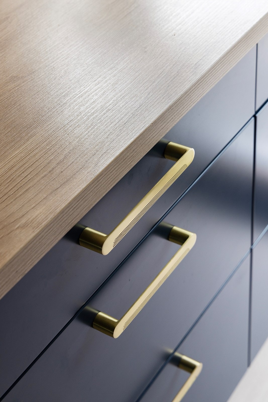 Godt med skap- og benkplass. Galleribilde