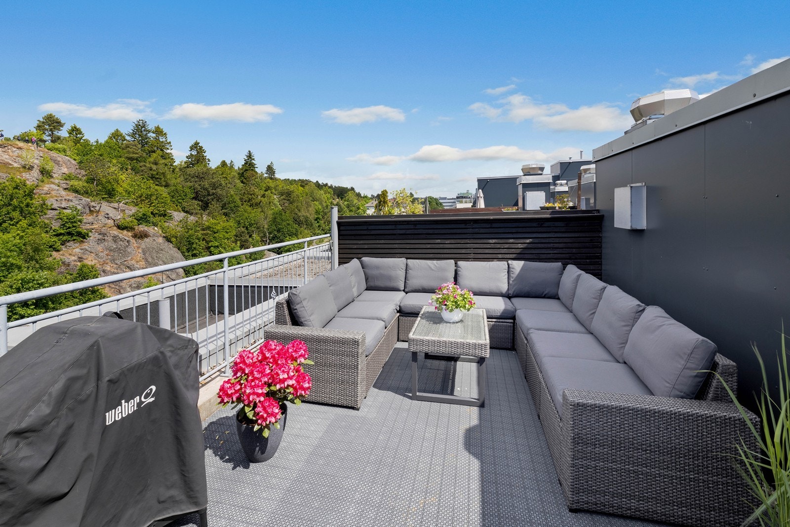 Egen privat takterrasse med sol hele dagen Galleribilde
