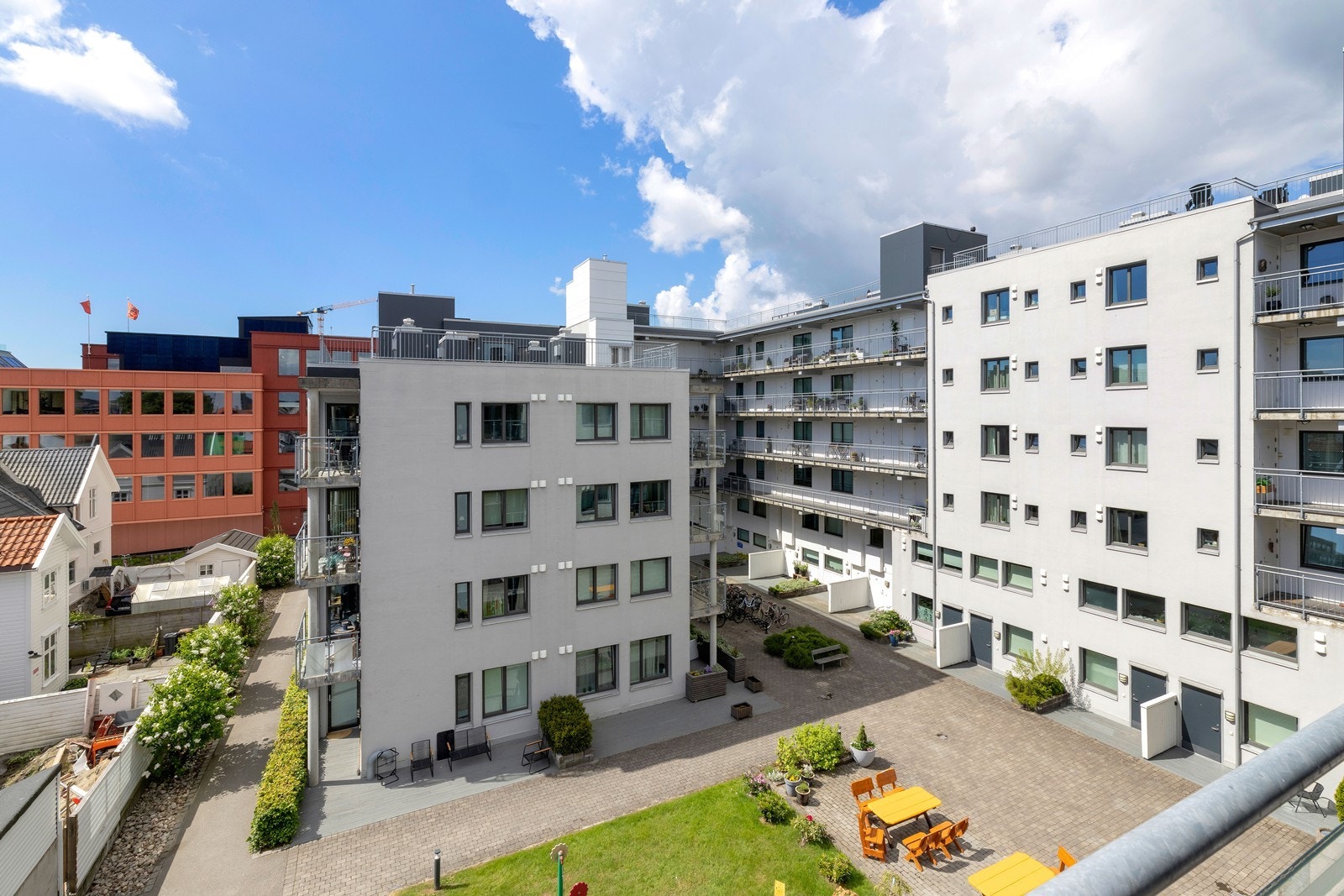 Utsikt fra balkong Galleribilde