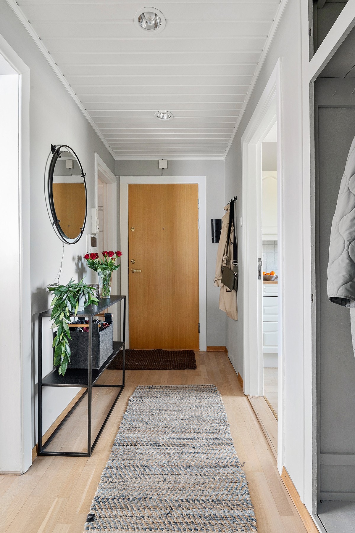 Entré med downlights Galleribilde