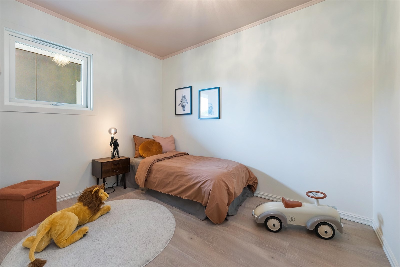 Pent innredet soverom nr 2. Barnerom/gjesterom. Galleribilde