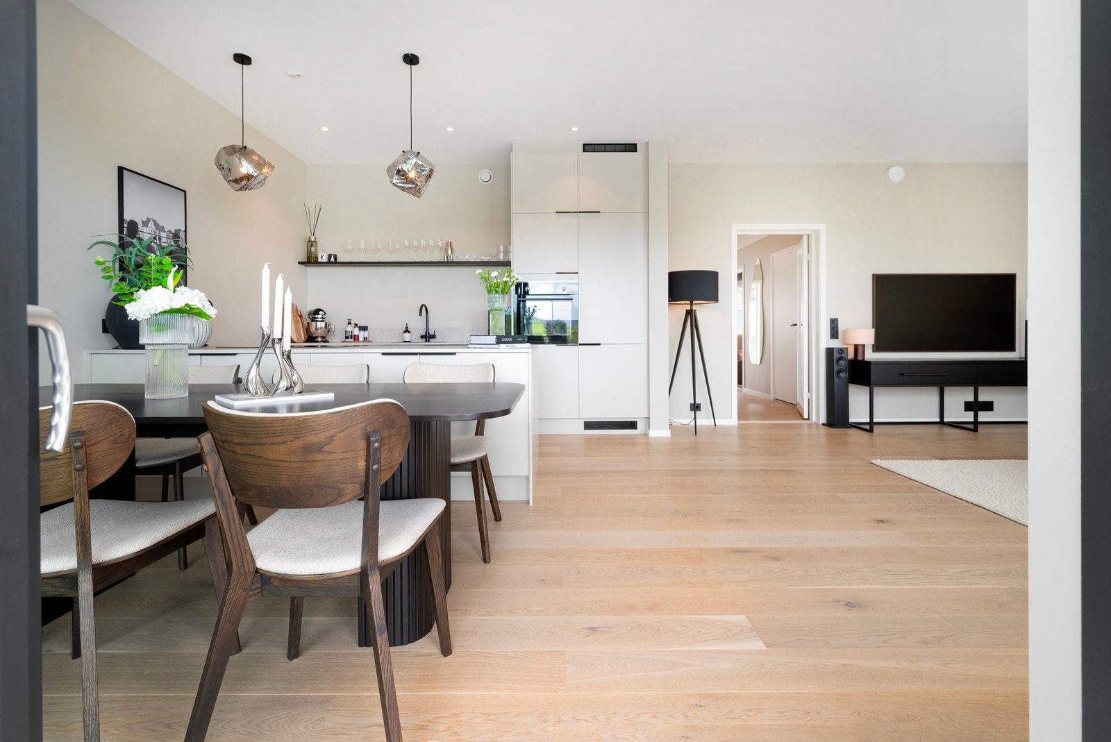 Lekker 3-roms leilighet over et plan med trappefri adkomst. Galleribilde