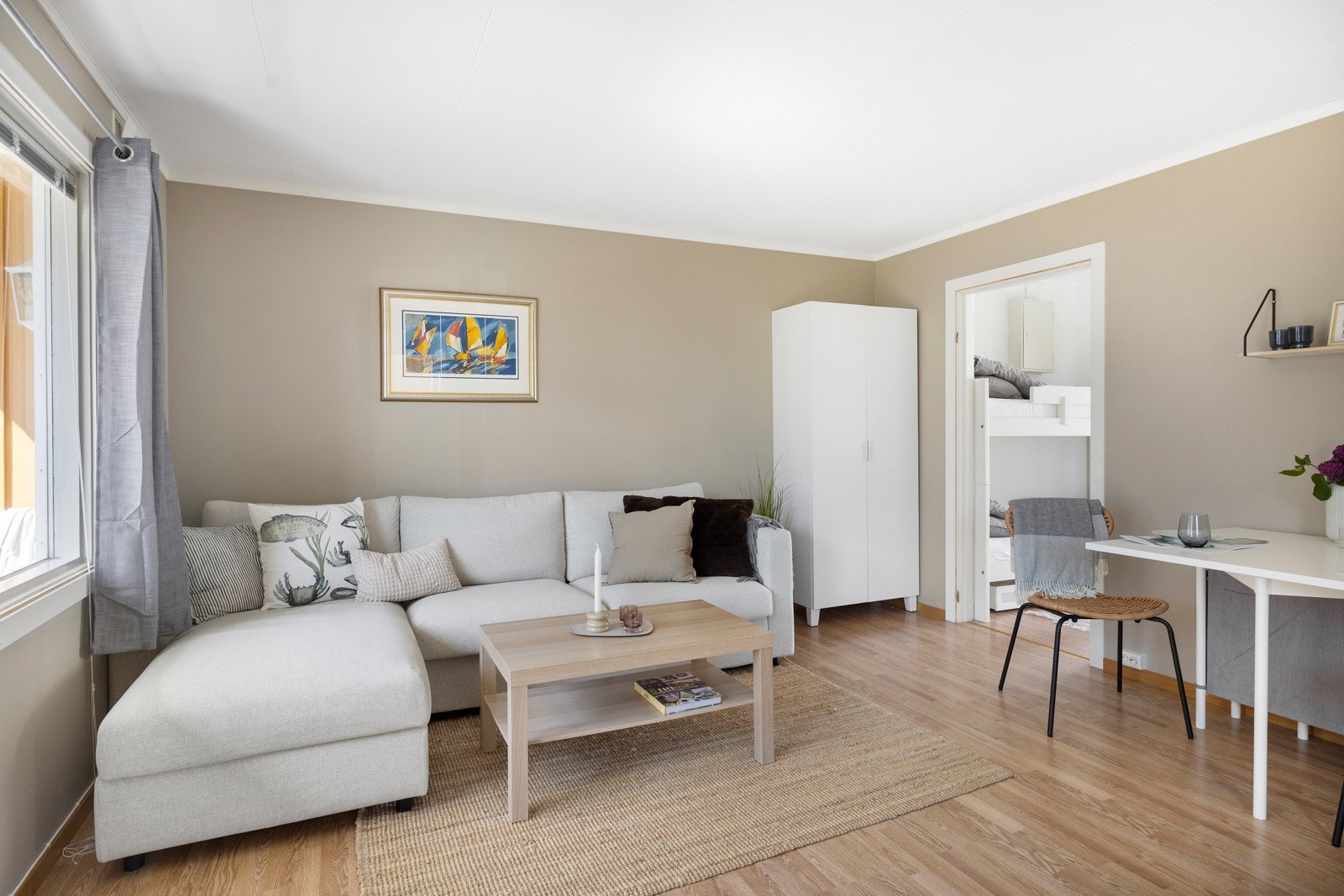 Leiligheten ble i 2023 stedvis oppgradert, samt noen oppgraderinger av el-anlegget Galleribilde