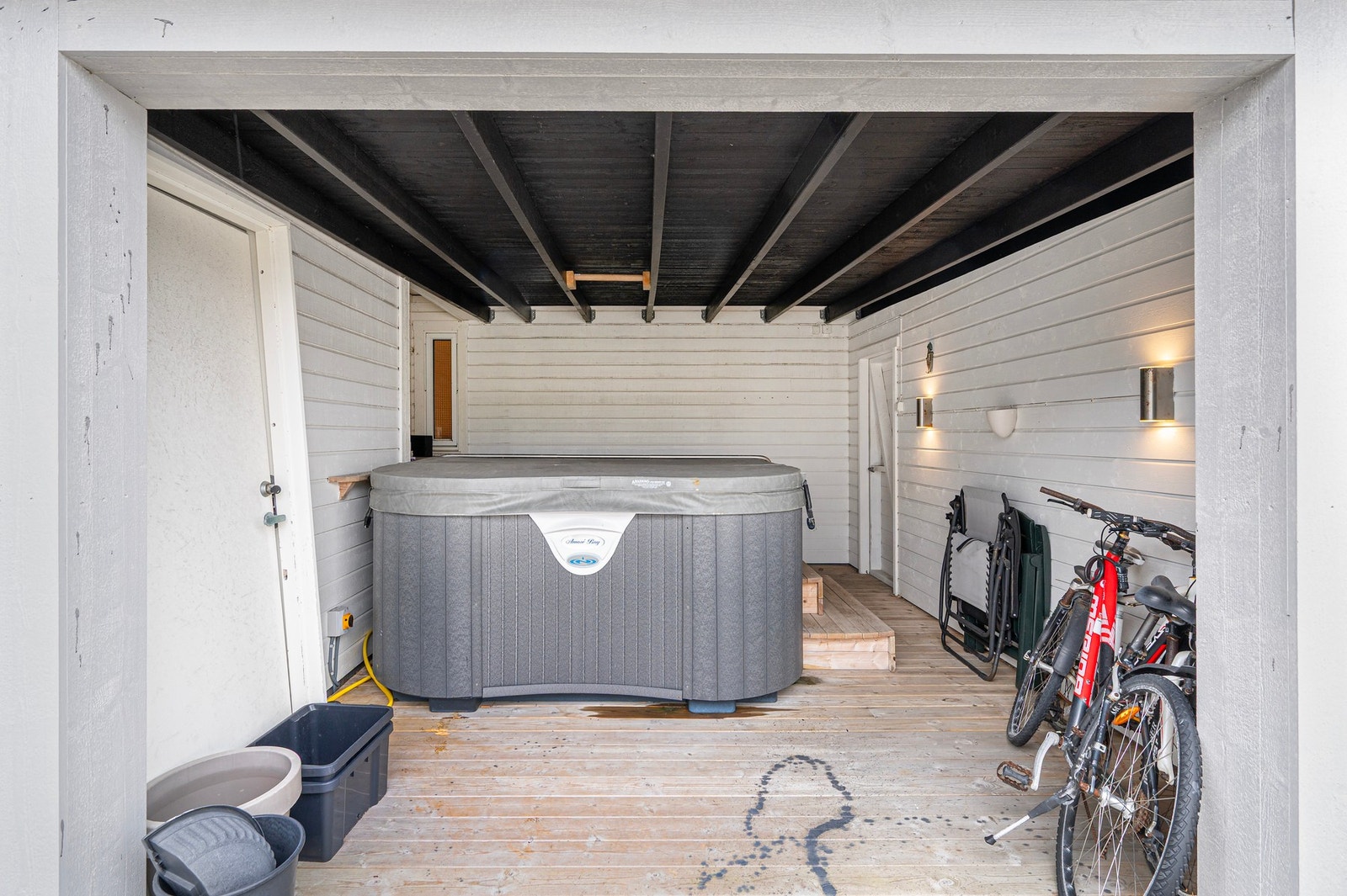 Overbygg mot nord. Galleribilde