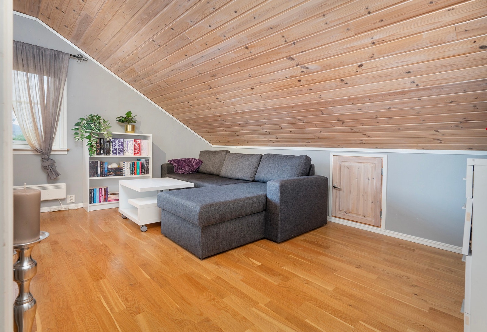 Raftekott sikrer ekstra oppbevaringsplass! Galleribilde