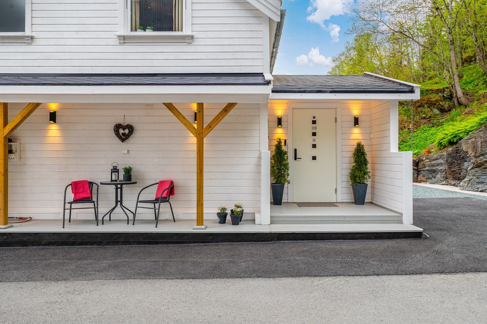 Overbygd inngangsparti Galleribilde