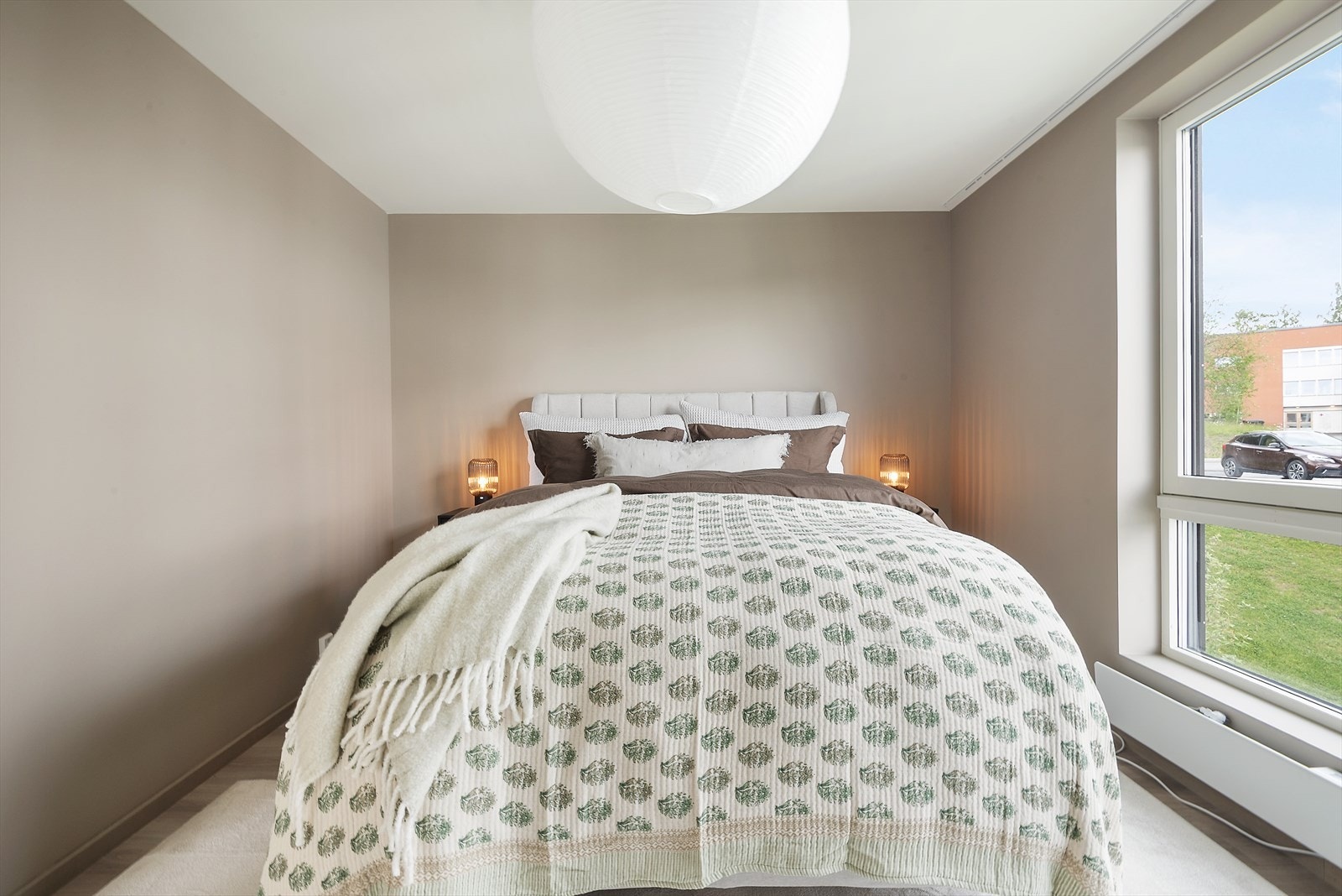 Lyst soverom. Galleribilde