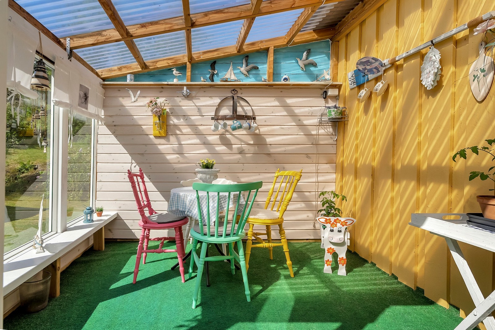 Velholdt enebolig med garasje fin beliggenhet, og innglasset balkong. Galleribilde