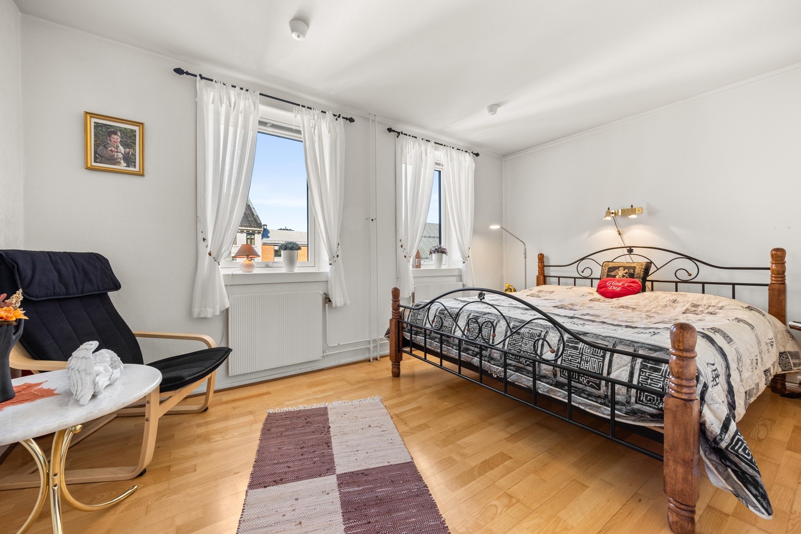 Romslig hovedsoverom. Galleribilde