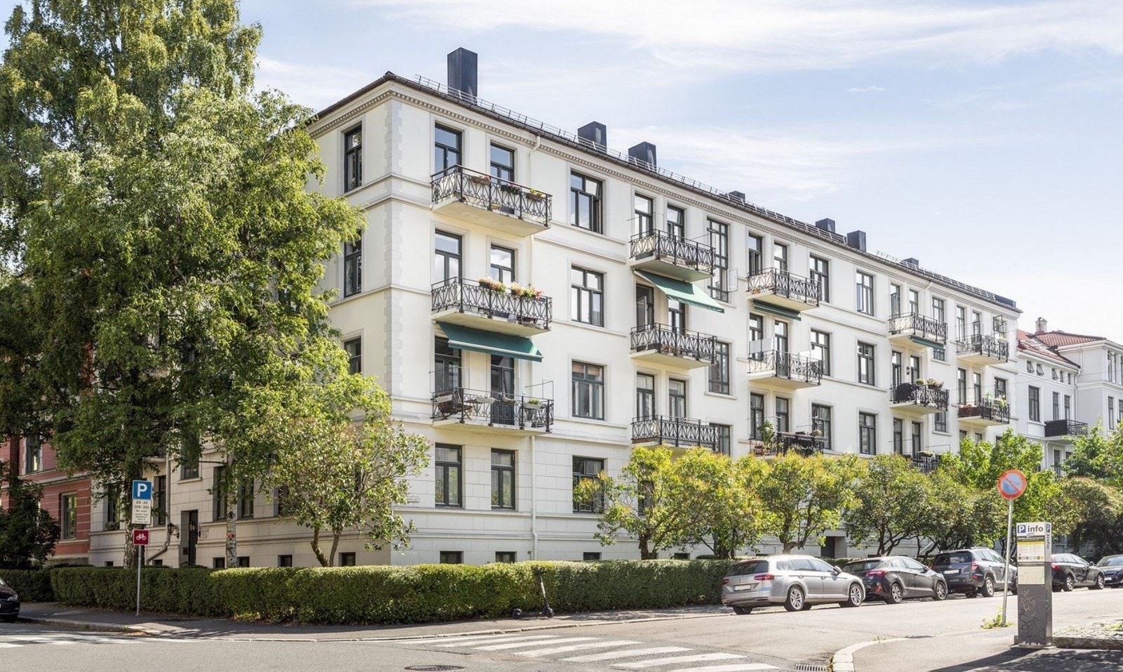 Fasade-leiligheten ligger i 3.etg. Galleribilde