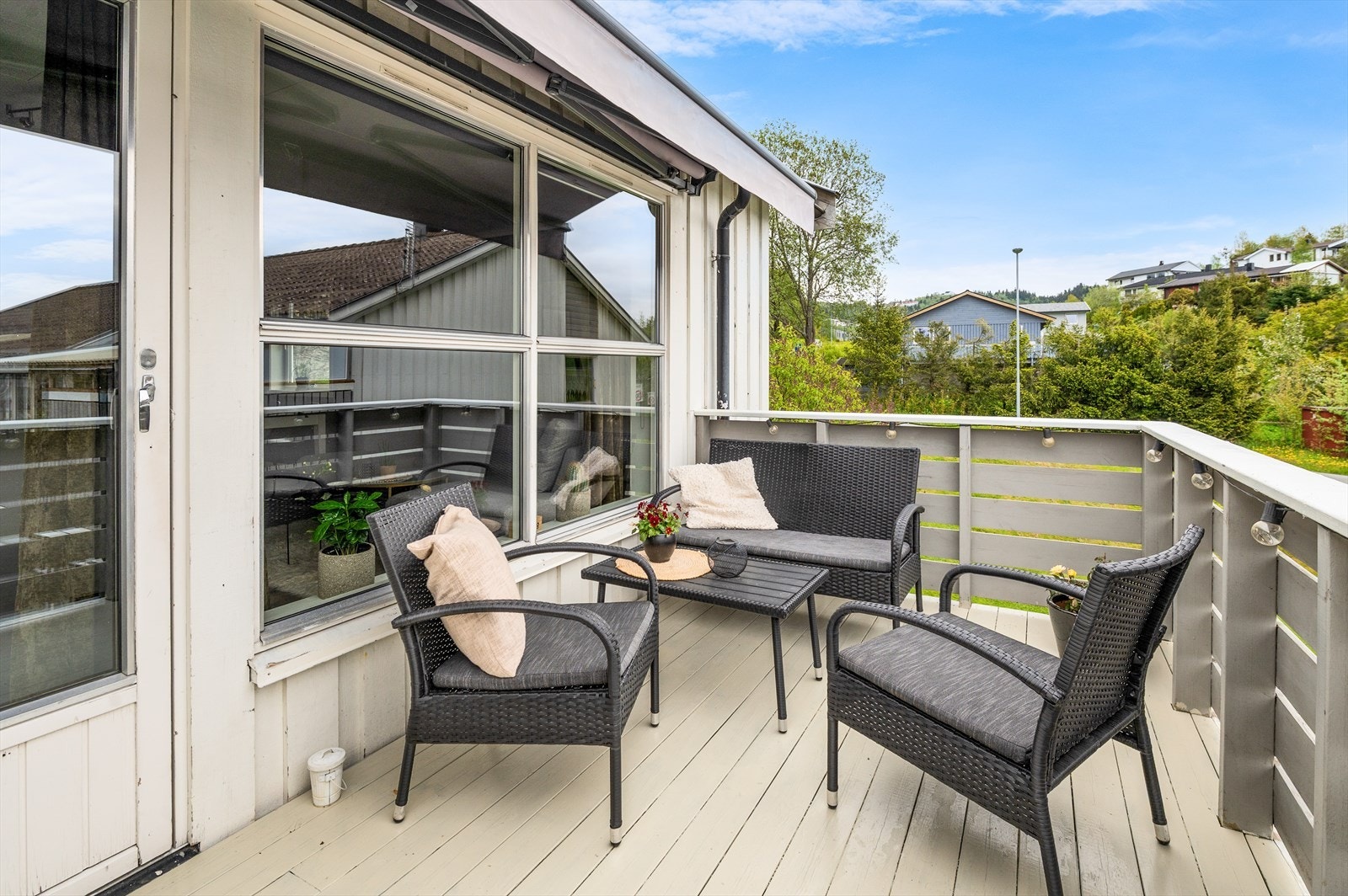 Sørvendt veranda Galleribilde