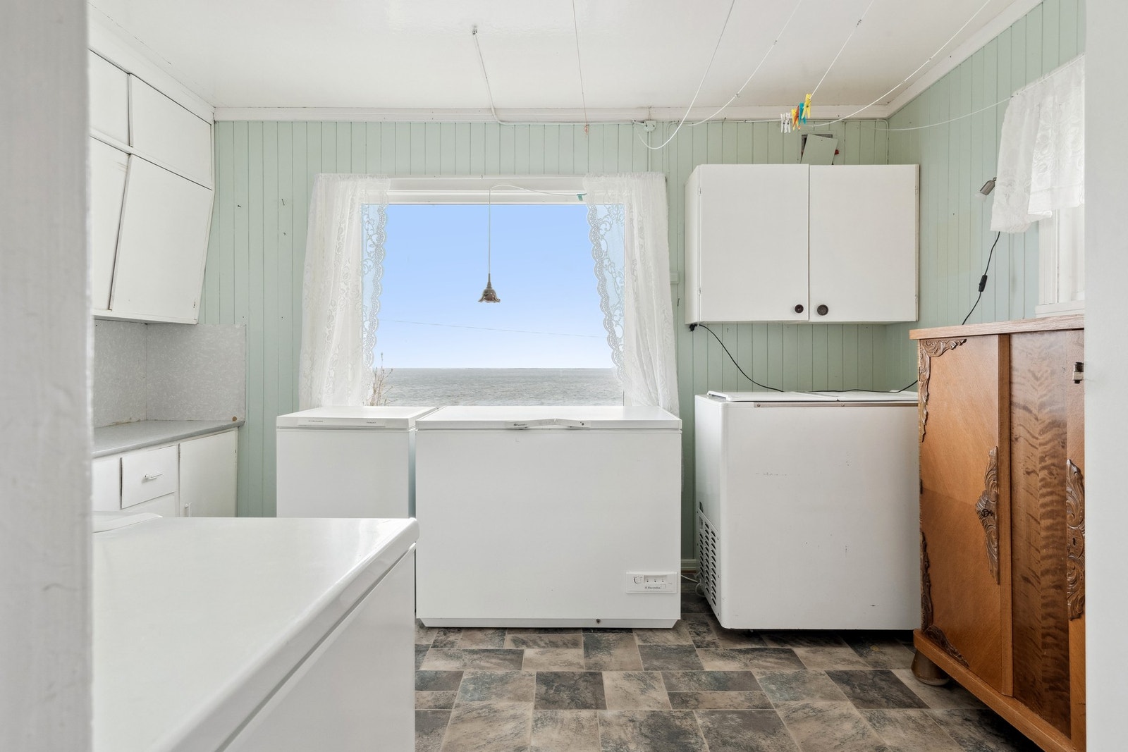 Ypperlig rom for oppbevaring av diverse. Galleribilde