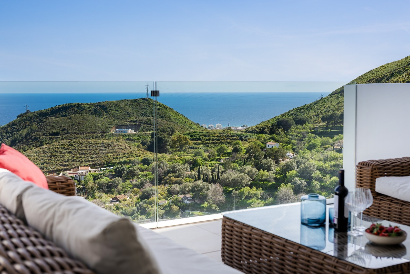 Kort kjøretur til stranden og Marbella sentrum, men fremdeles privat uten stress. Galleribilde