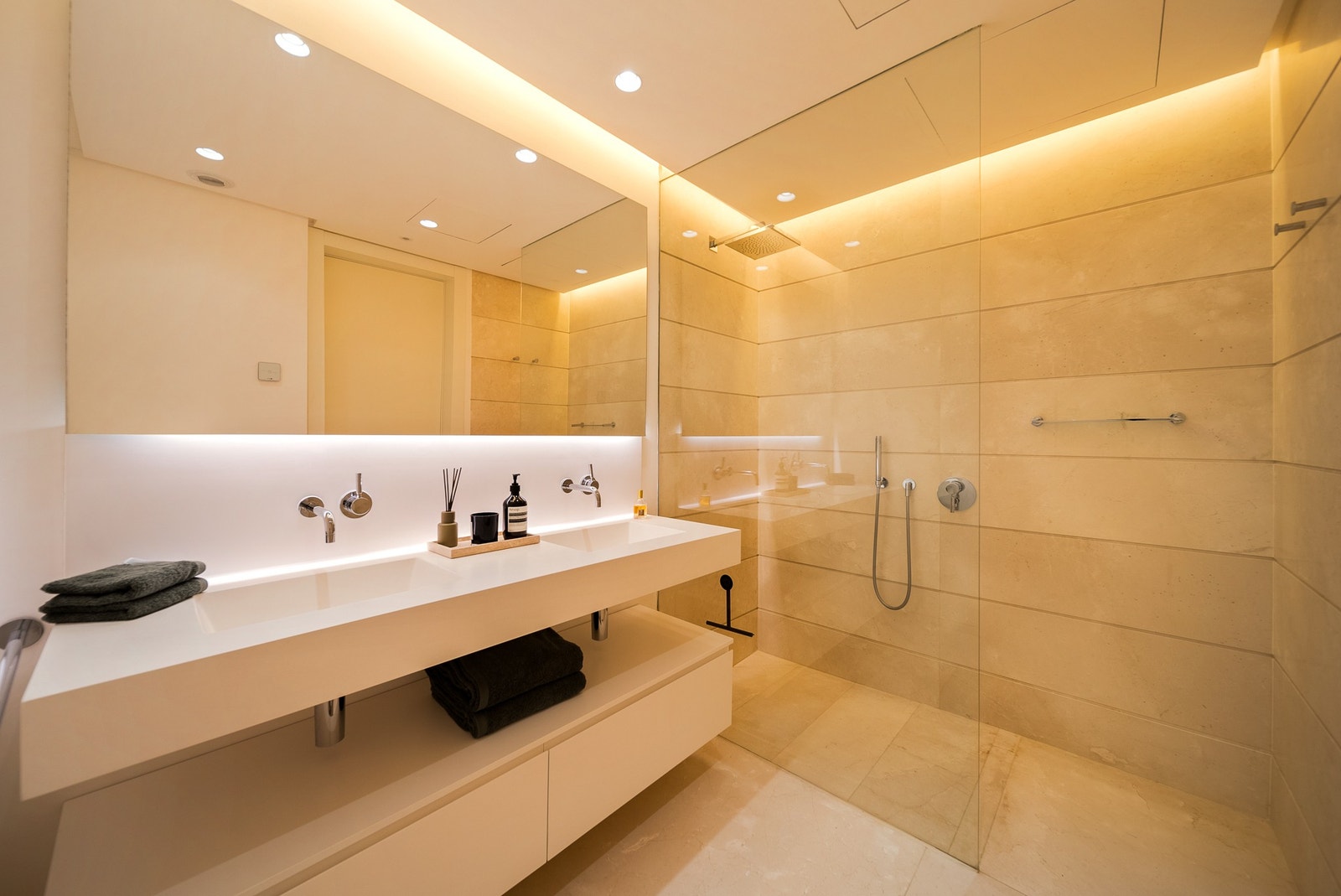 Bad til gjesterom, også med dobbel servant Galleribilde