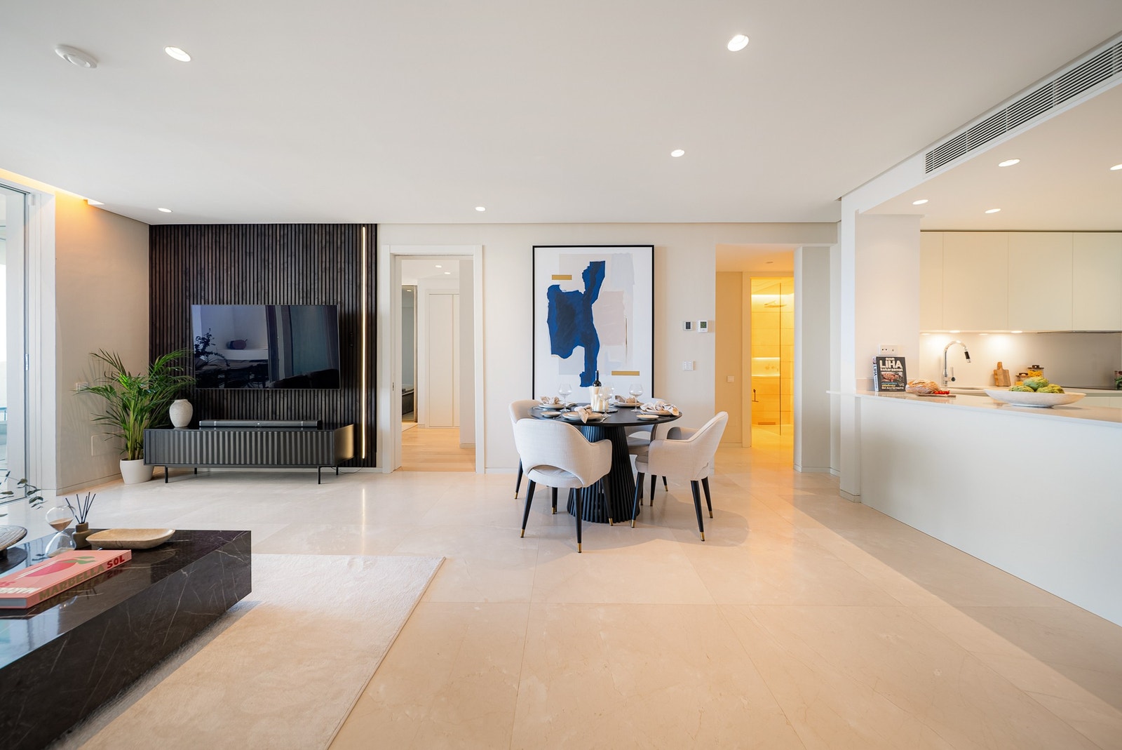 Store fliser for en mer elegant finish. Galleribilde