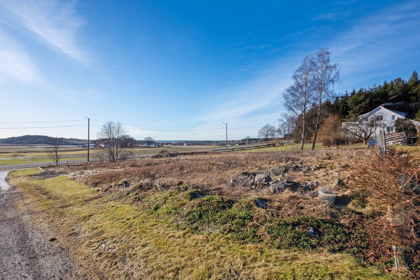 Tomtestørrelsen er 773,7 kvm ihht matrikkelkart og matrikkelbrev levert av Råde kommune. Galleribilde