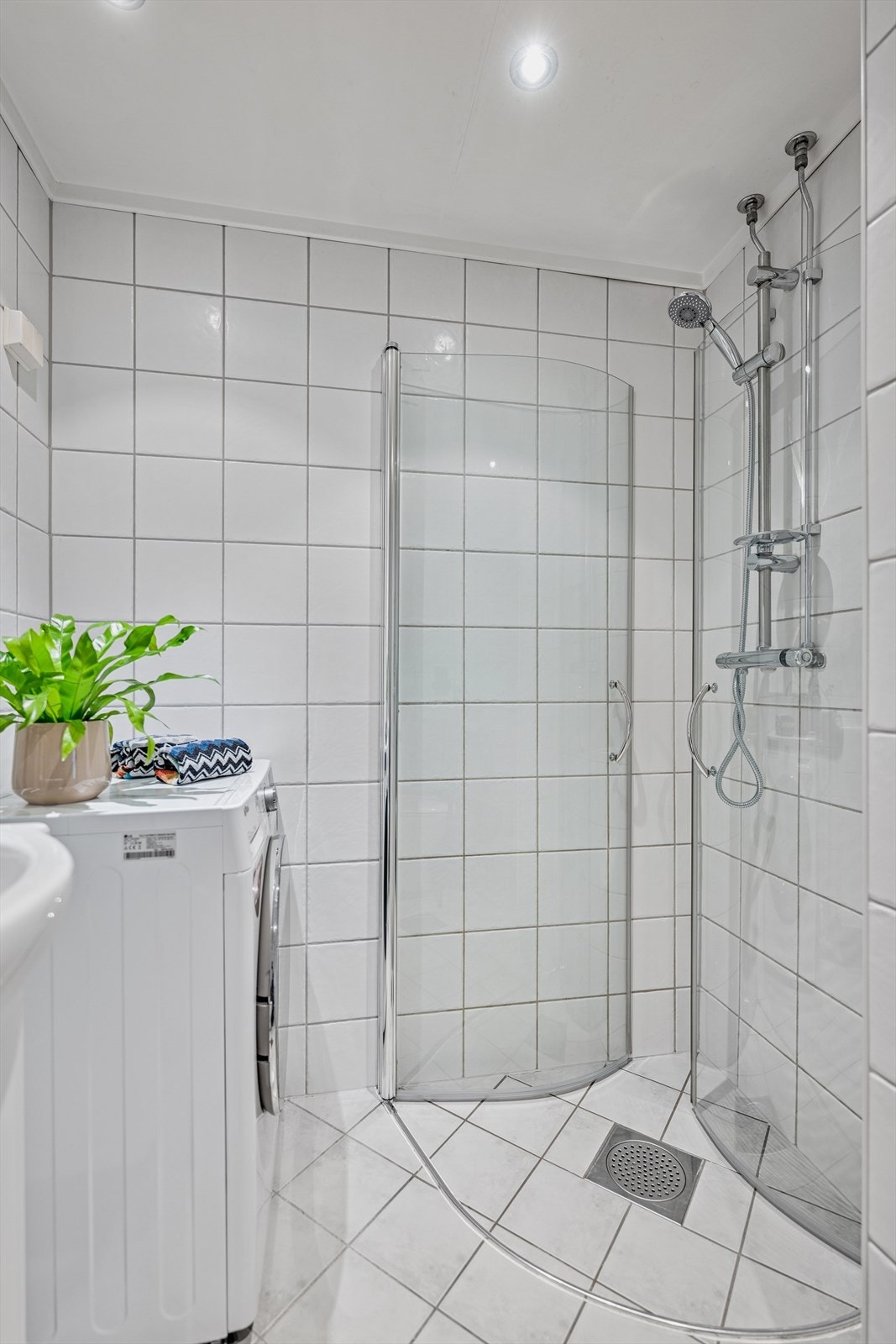 Varmtvann er inkludert i felleskostnadene. Galleribilde