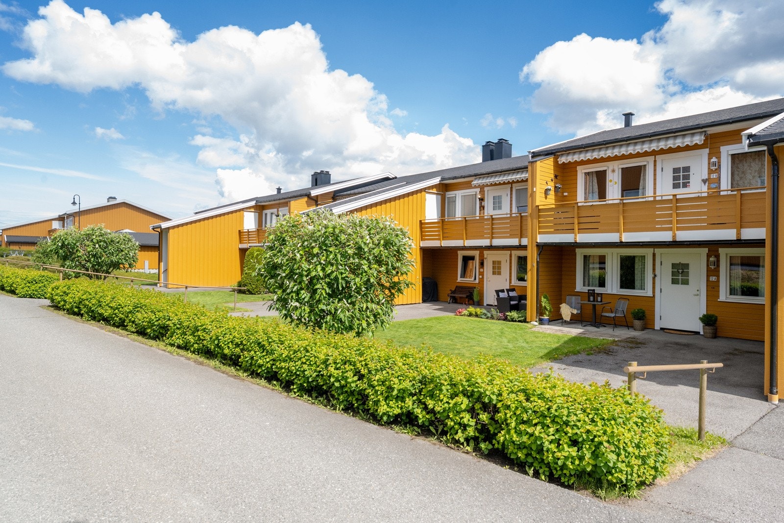 Sameiet ligger fint til i et rolig og etablert boligområde, nær Krikeby. Galleribilde
