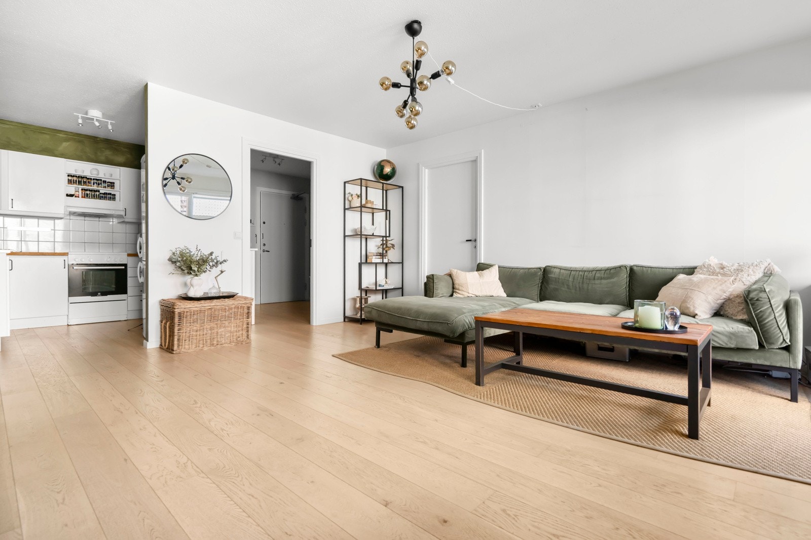 Malte overflater i lyse og tidsriktige farger. Galleribilde