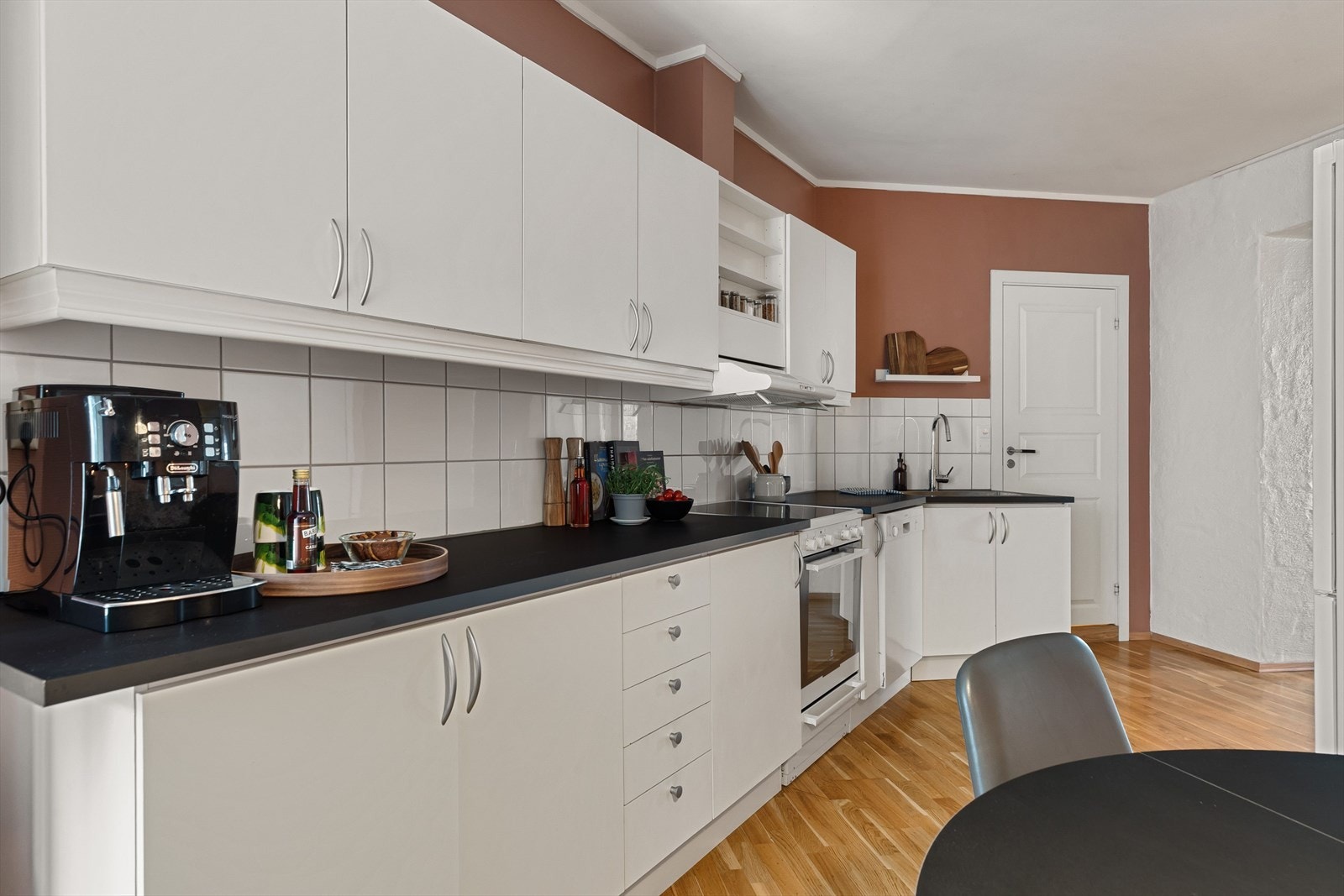 Ingen skader eller avvik avdekket, TG 1 ifølge takstmann. Galleribilde