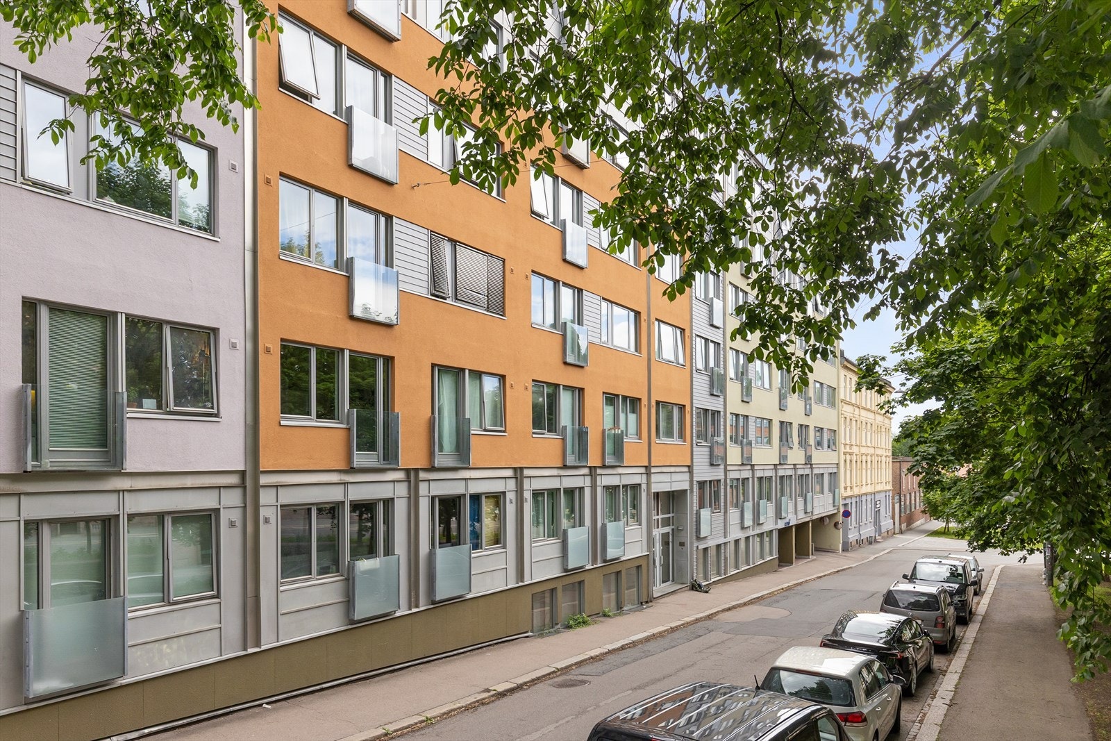 Parti fra Maridalsveien. Leiligheten ligger i 3 etasje (2 etasje fra gateplan). Galleribilde