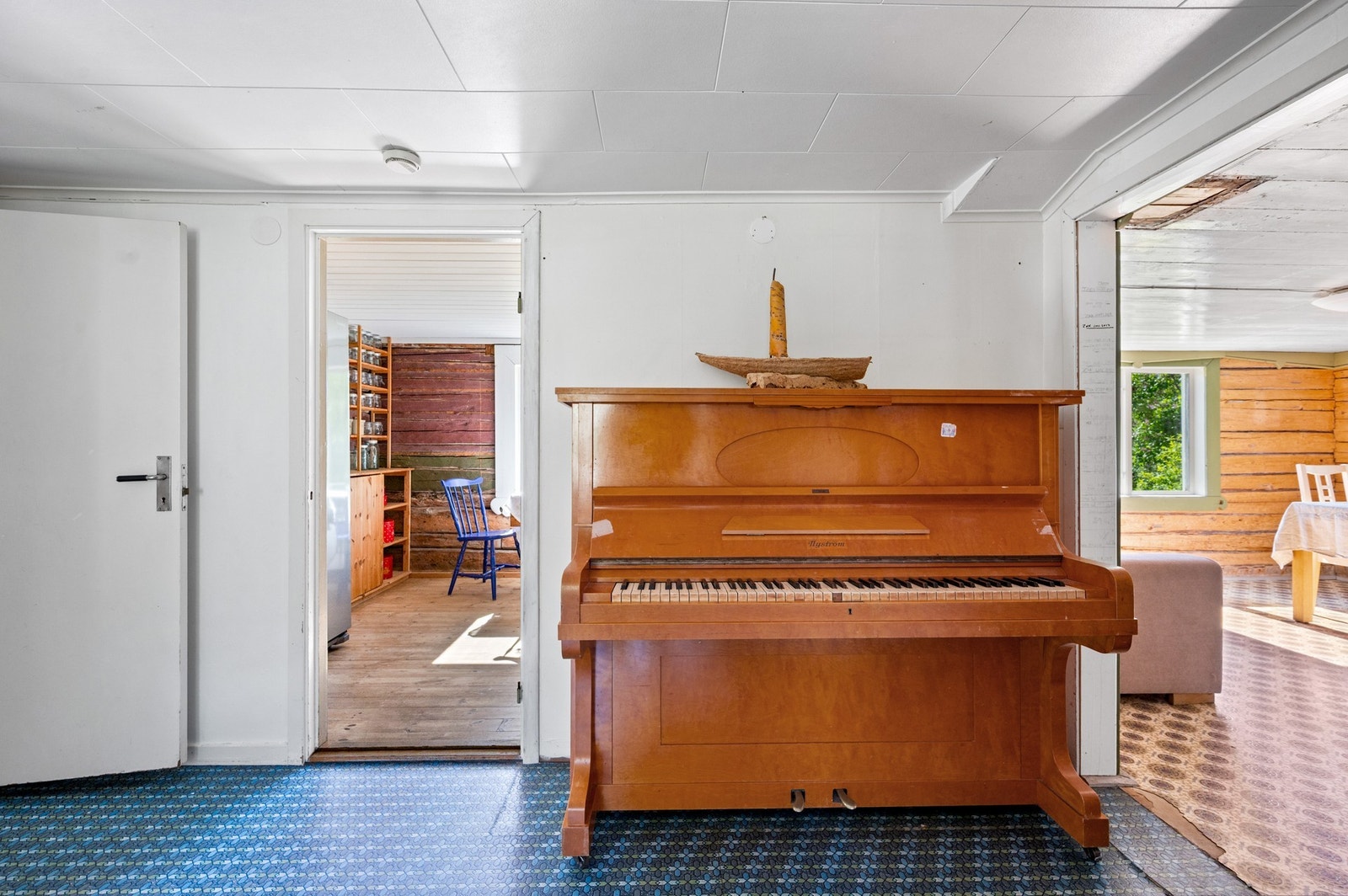 Vy mot kök och vardagsrum Galleribilde