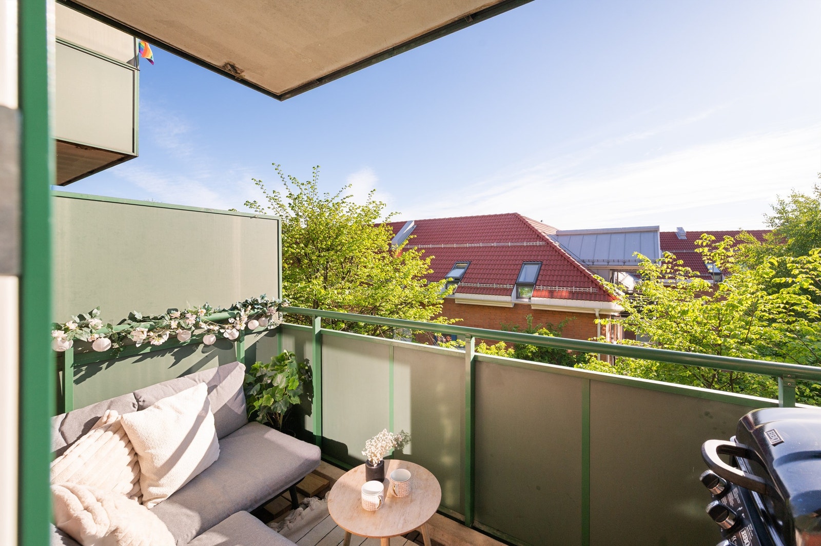 En lys og pen 2-roms med solrik sørvestvendt balkong Galleribilde