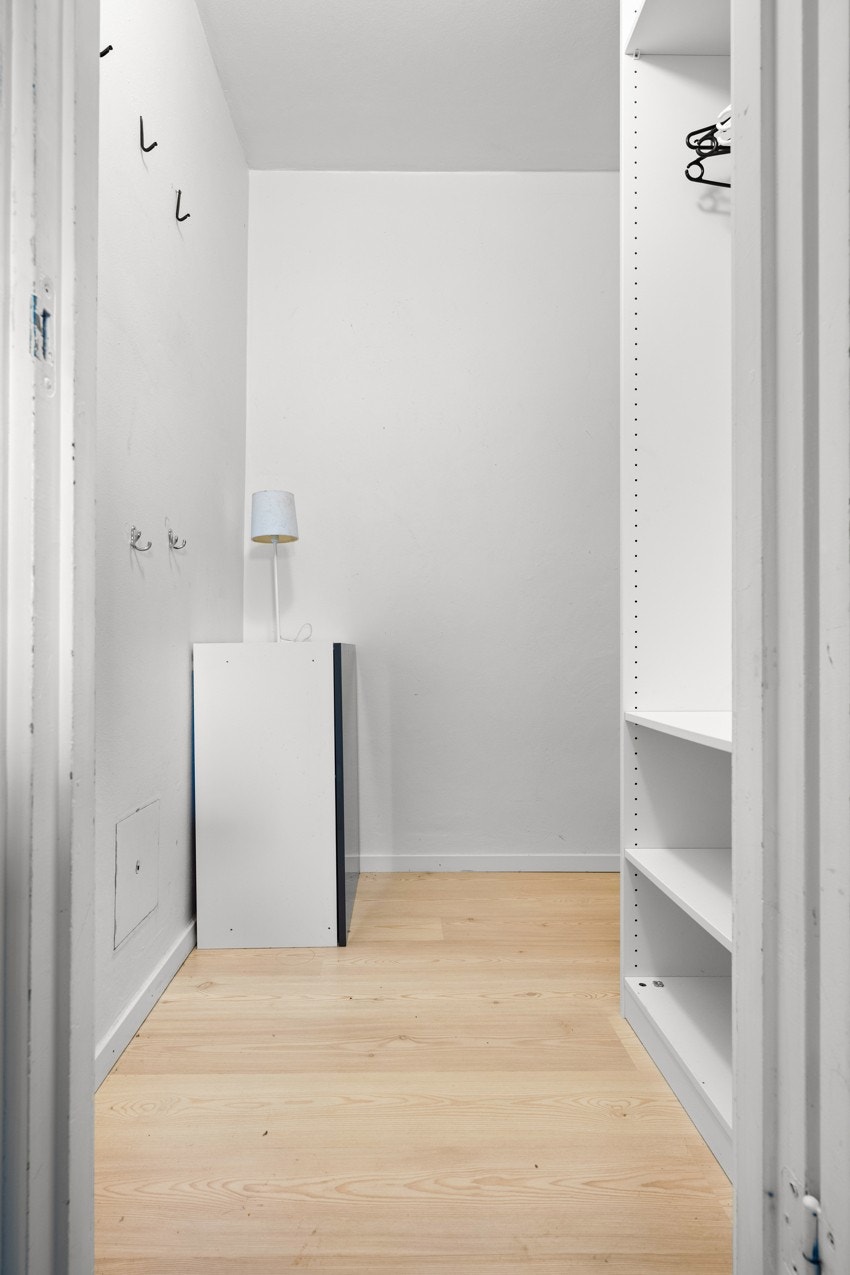 Leiligheten har en bod som gir deg ekstra lagringsplass Galleribilde