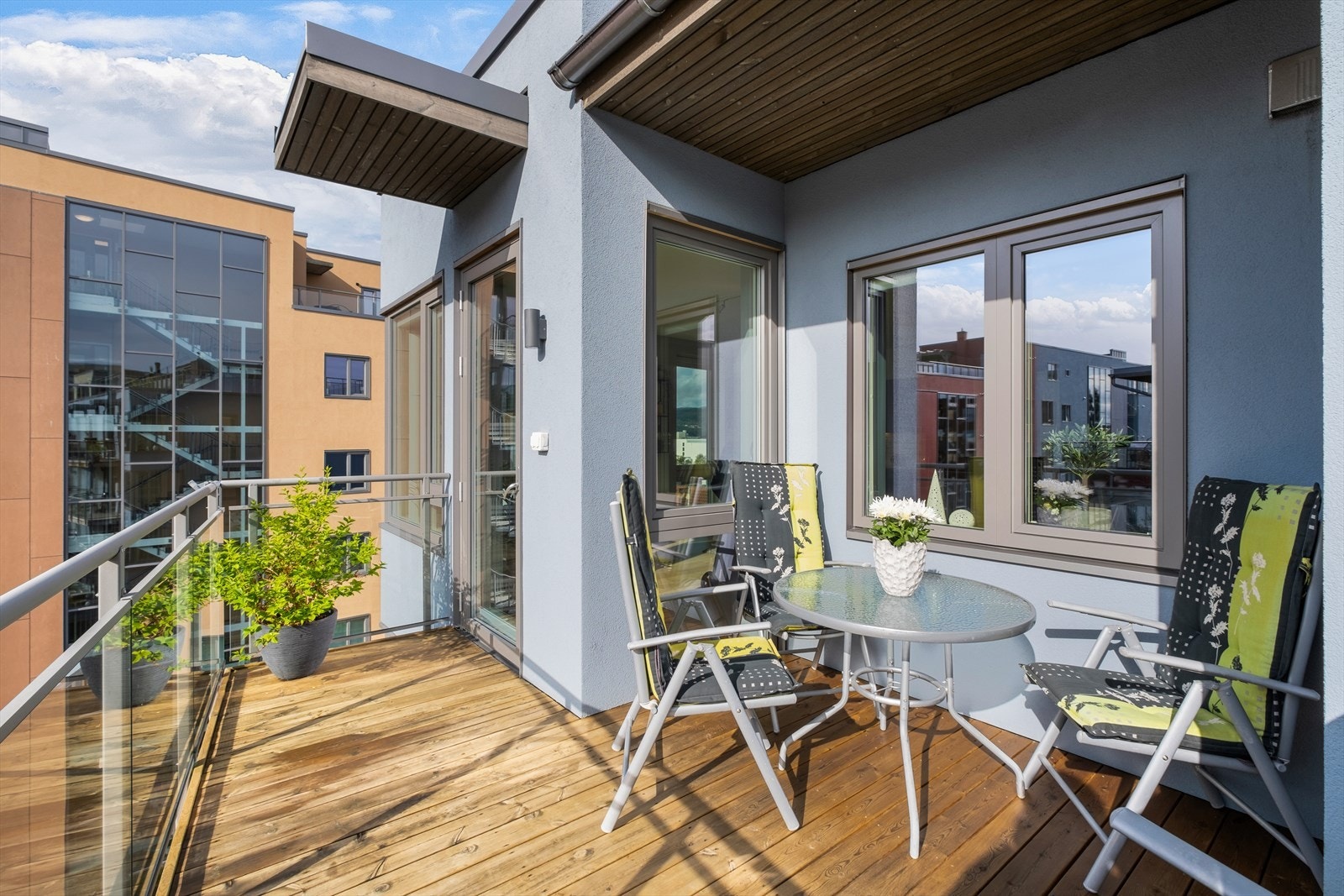 Her har du endebeliggenhet og kommer høyt opp med butikk under i sokkeletasjen Galleribilde