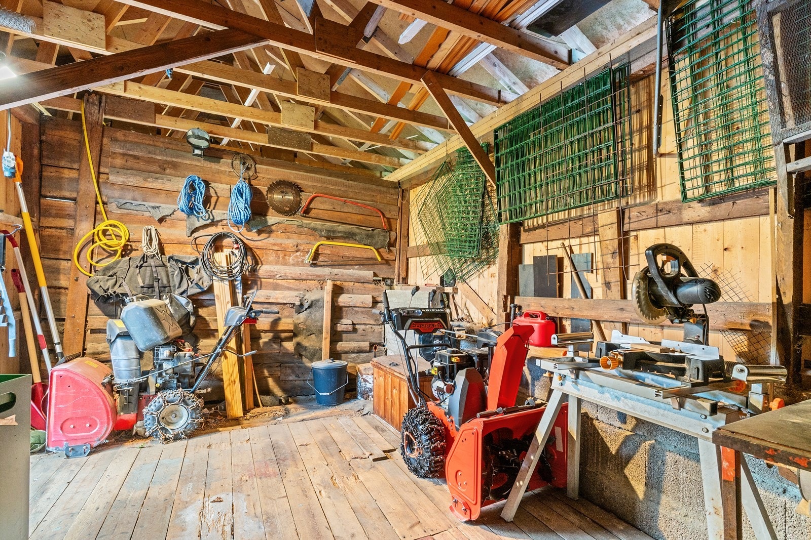 Bod i uthus. Galleribilde