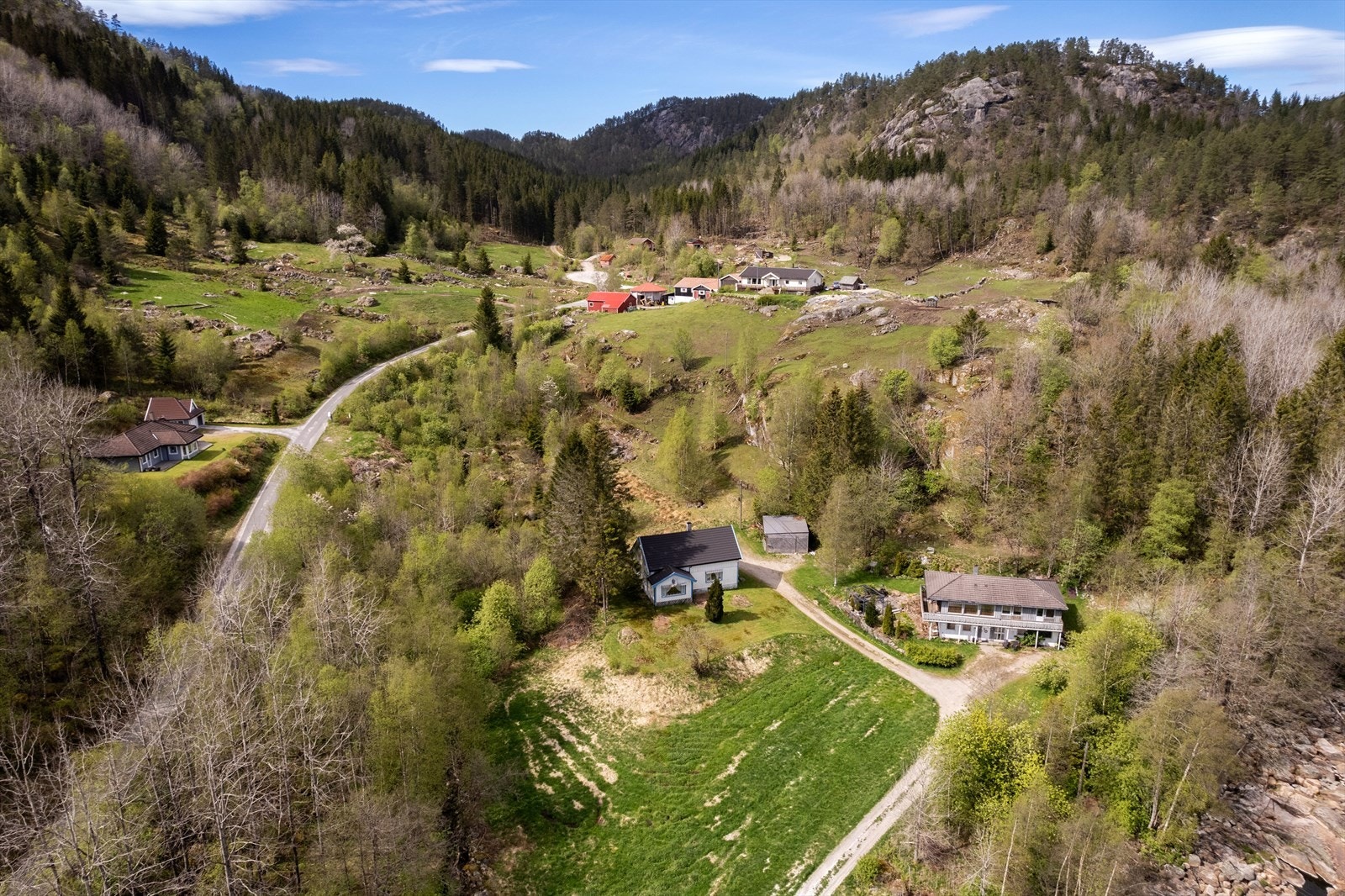 EiendomsMegler1 presenterer Åveslandsveien 43 Galleribilde