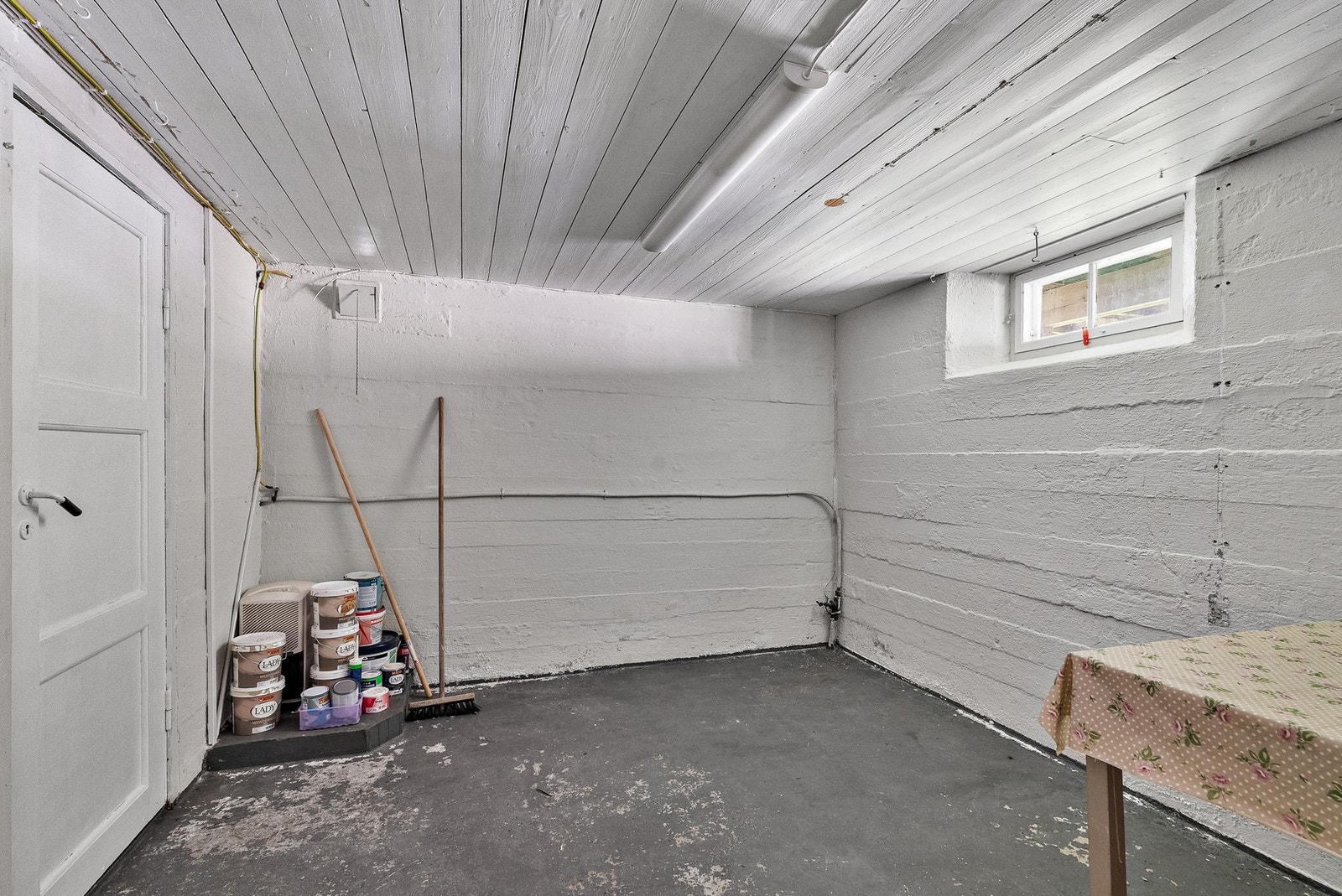 Rom i kjeller. Galleribilde