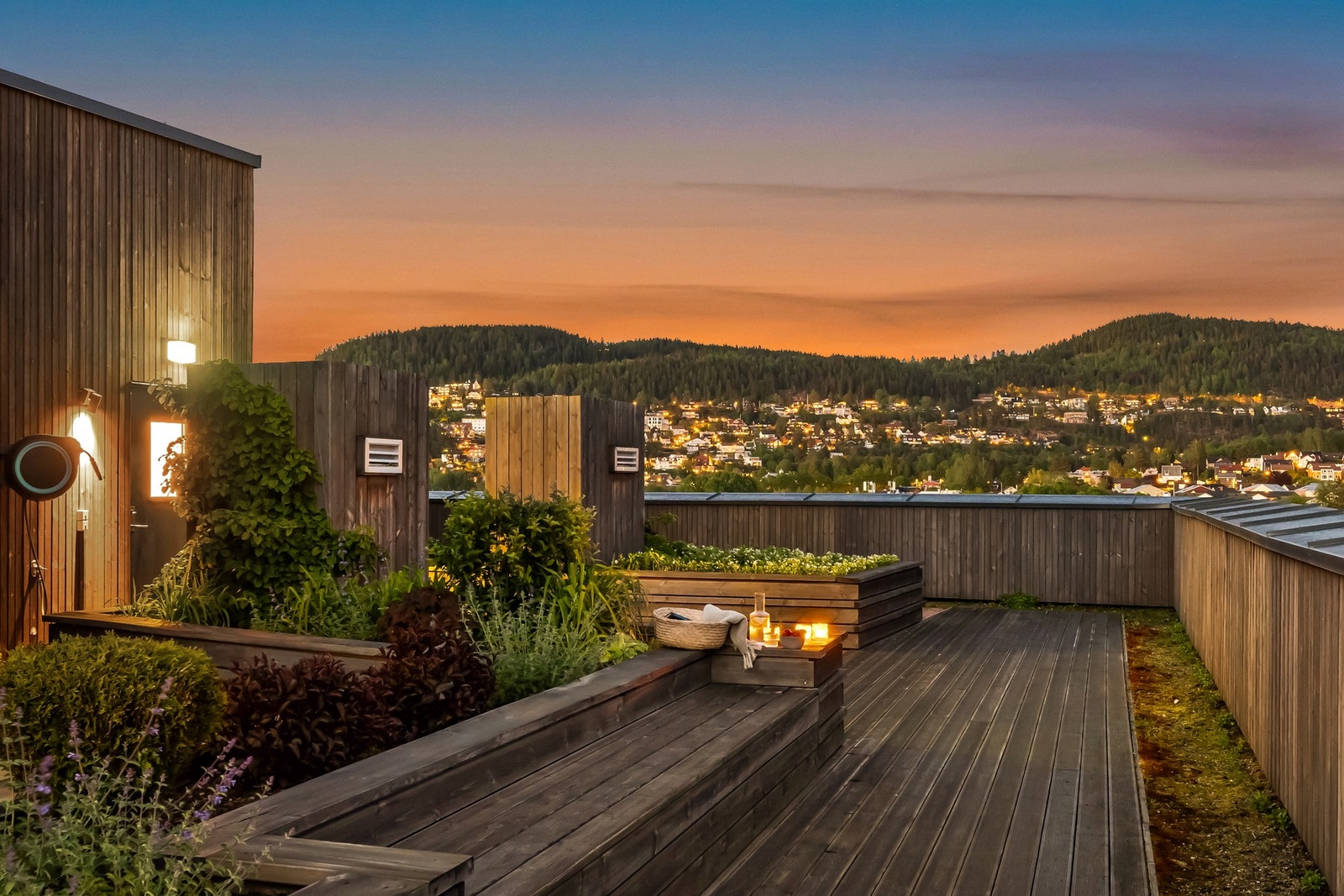 I borettslaget har man tilgang til flotte fellesområder som takterrasser med utsikt mot Grefsenkollen og marka. Galleribilde