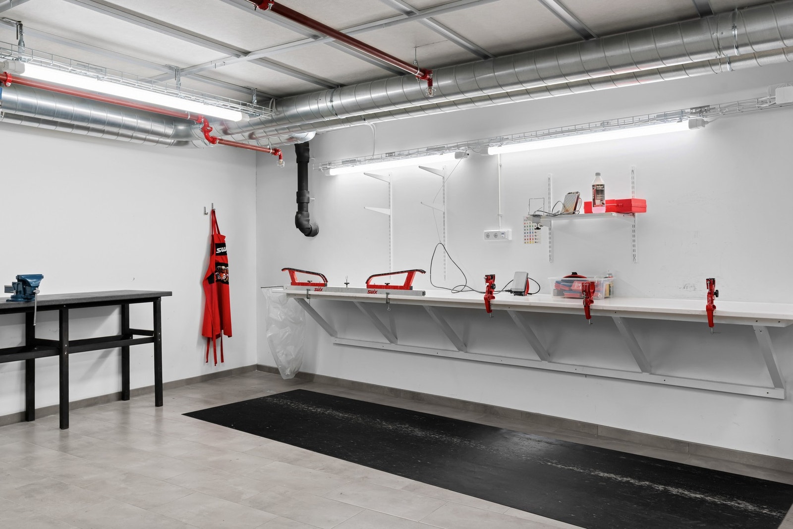 Perfekt beliggenhet for de som ønsker en kombinasjon av naturskjønne omgivelser og urbane bekvemmeligheter. Galleribilde