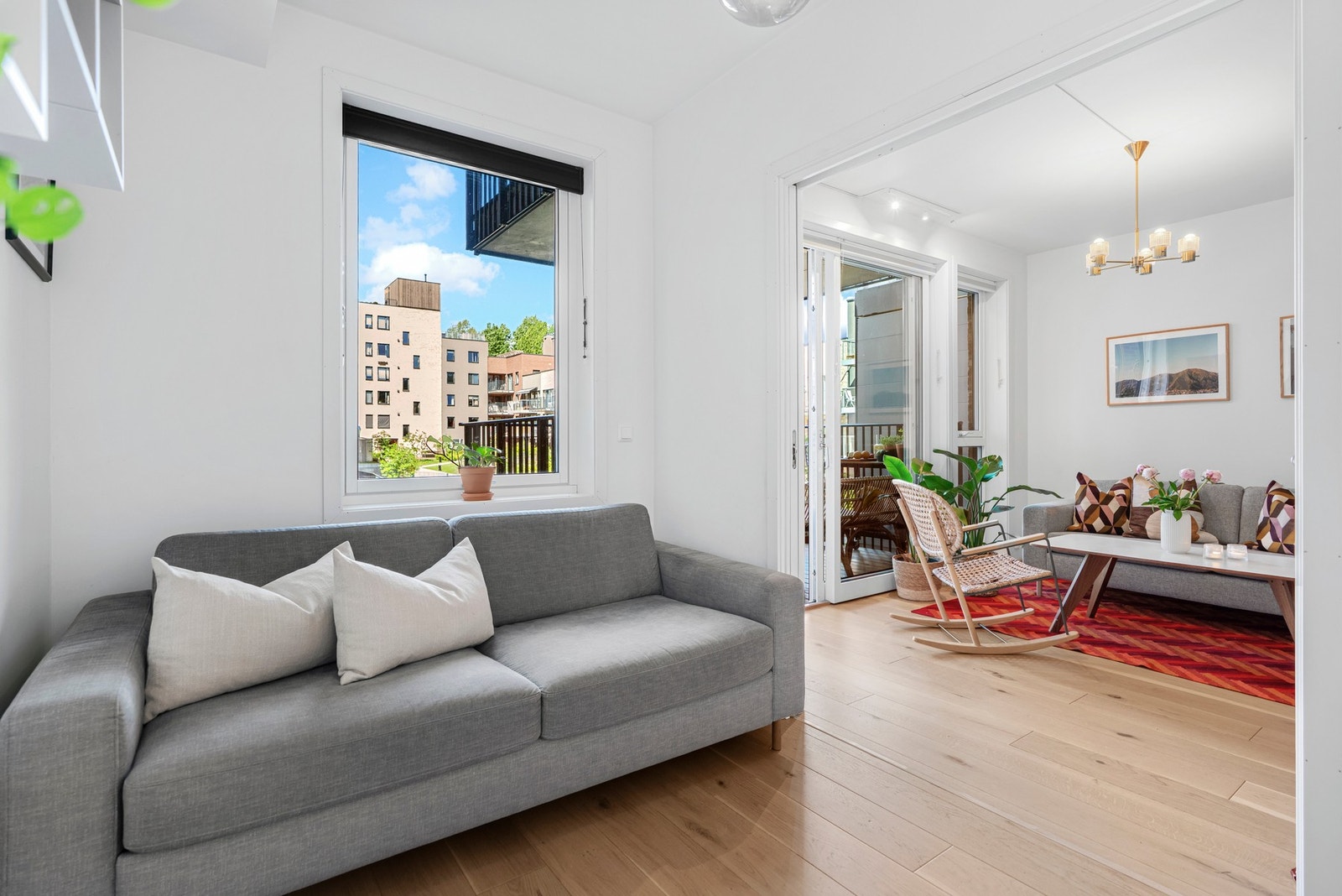 Dette rommet kan tilpasses ulike behov, avhengig av hvorvidt man ønsker et ekstra soverom eller en forlengelse av stuen. Galleribilde