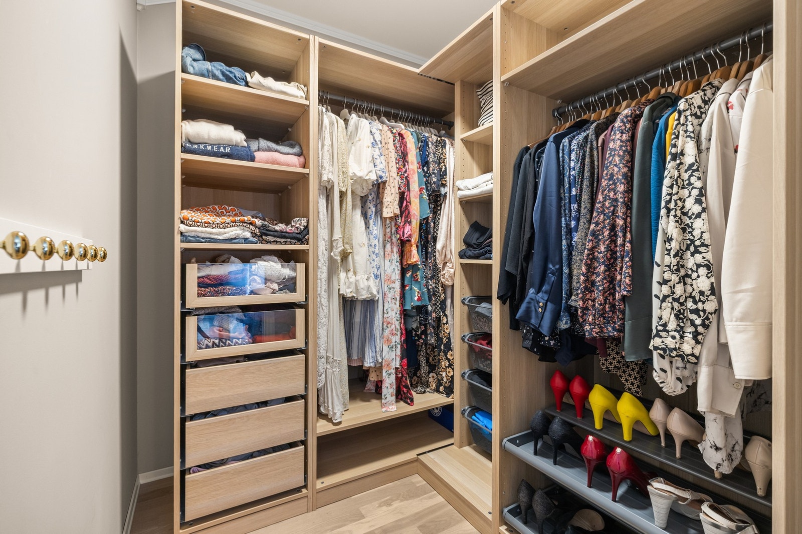 Walk-in-closet Galleribilde