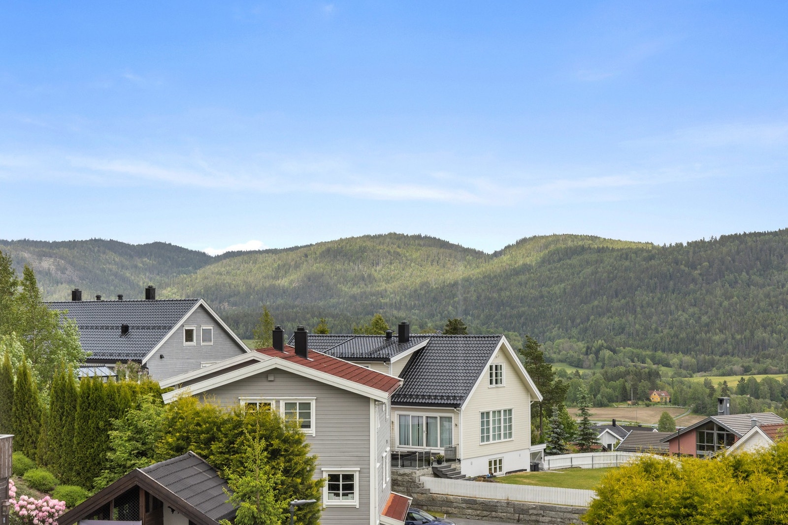 Utsikt fra soveromsvindu Galleribilde