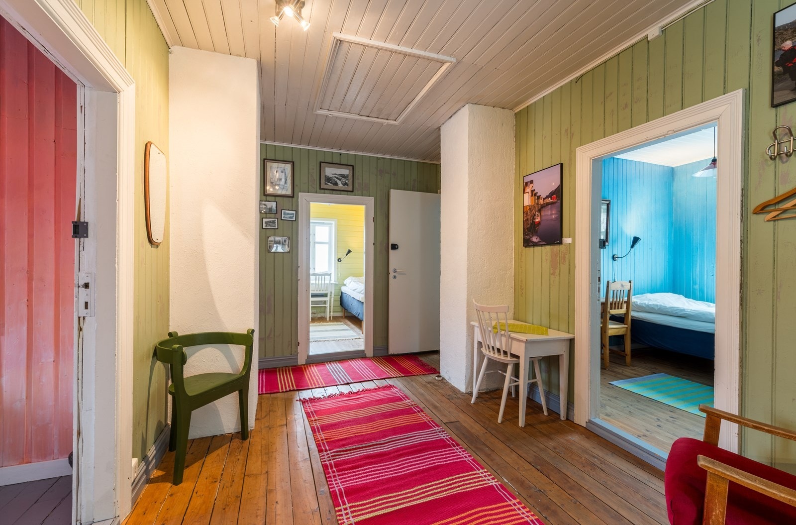 45 Hall i 2.etasje.JPG Galleribilde